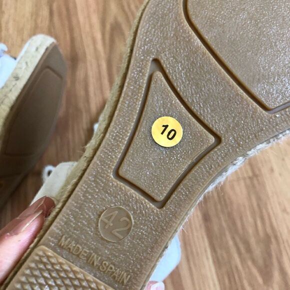 NWT Jutelia Made In Spain Women’s Suede Flower Wedge Espadrilles - Picture 14 of 14